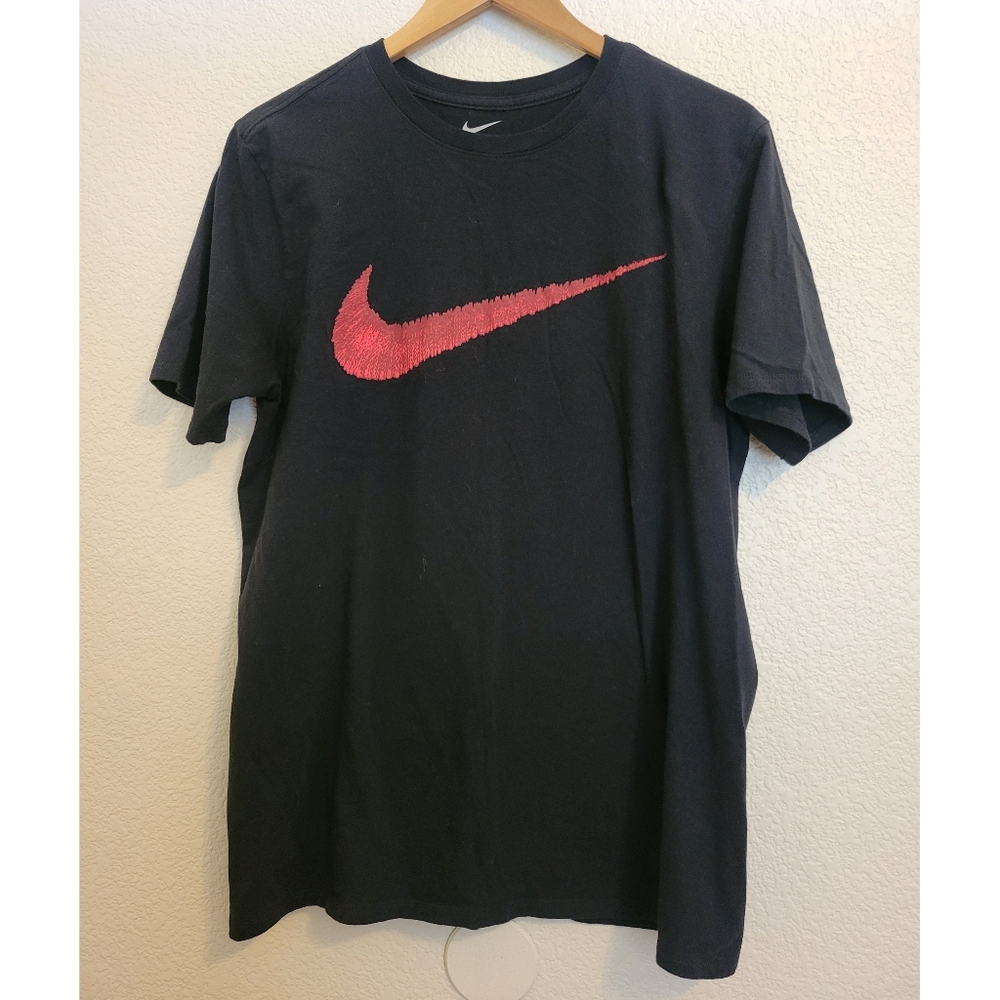 Nike Men's Black Tee with Red Swoosh Size L